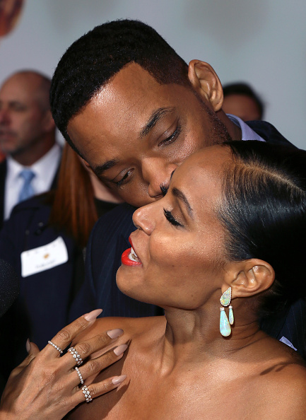 Will Smith & Jada Look Fabulous at “Focus” Movie Premiere [PHOTOS]