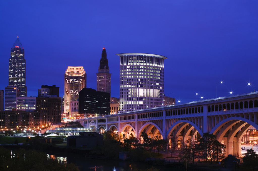 USA, Ohio, Cleveland, Downtown View with Detroit Avenue Bridge from Flats Area