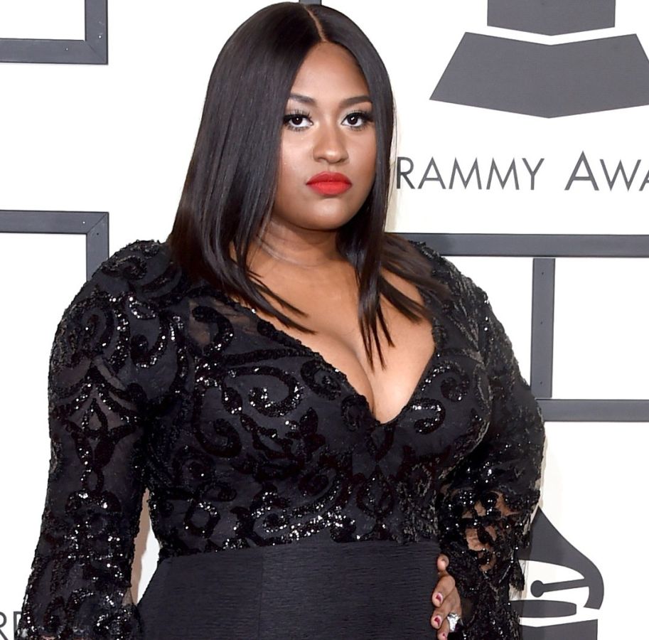 Jazmine Sullivan Is Back ‘Pick Up Your Feelings’ [VIDEO] 93.1 WZAK