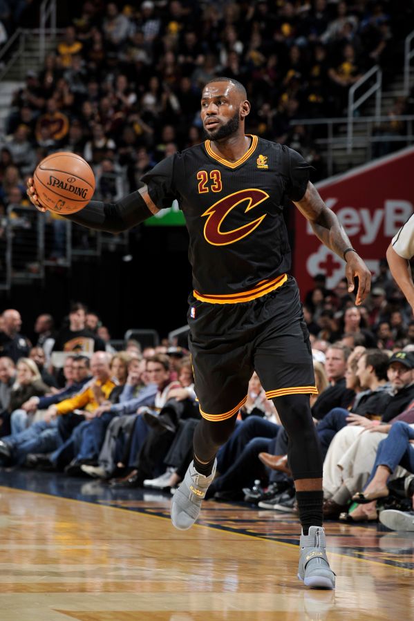 New York Knicks v Cleveland Cavaliers