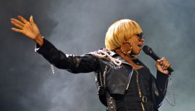 Mary J. Blige And Maxwell Perform At The O2 Arena - London