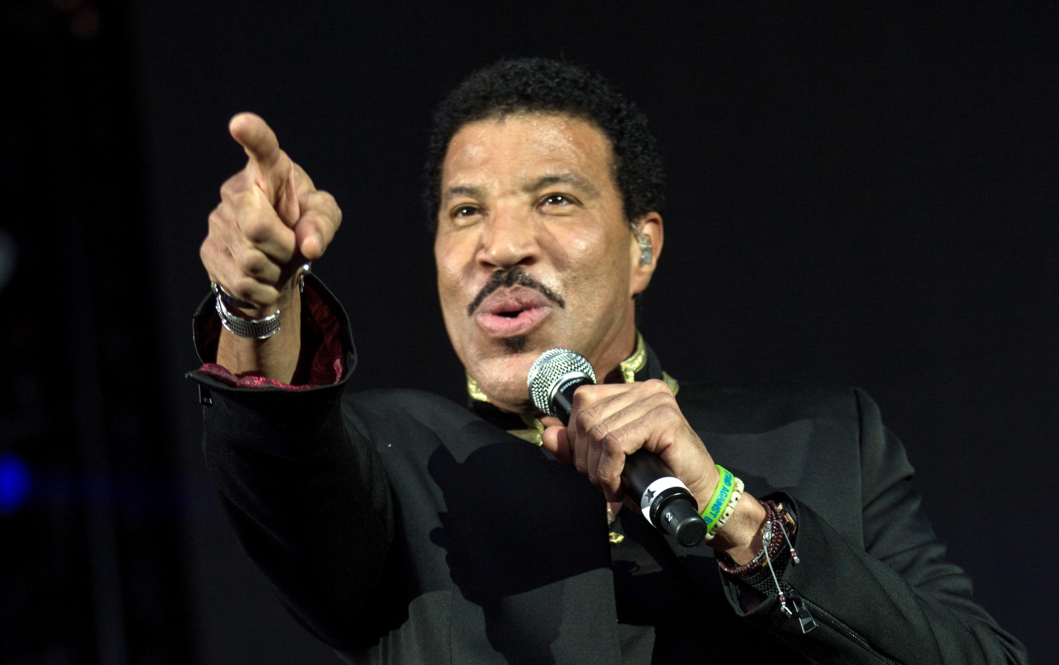 Lionel Richie Performs In Swansea