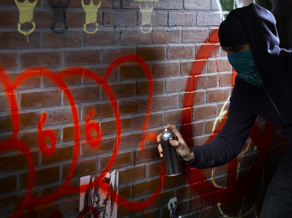 graffiti artist painting