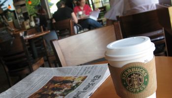 Starbucks Posts First Quarterly Loss Since 1992