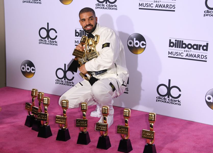 Billboard Music Awards Will Award Drake Artist Of The Decade Award