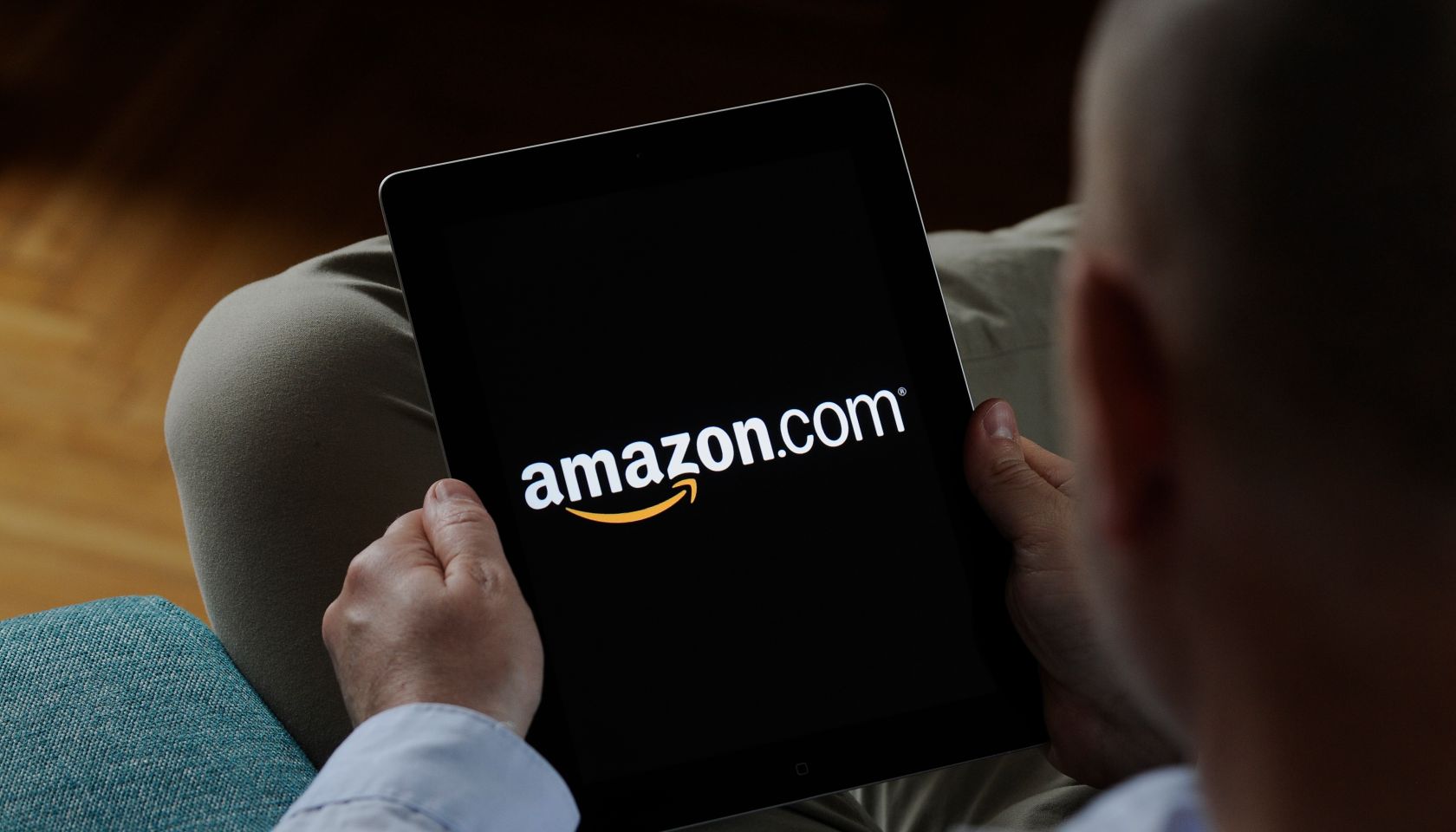 Apple iPad Details and Popular iOS app