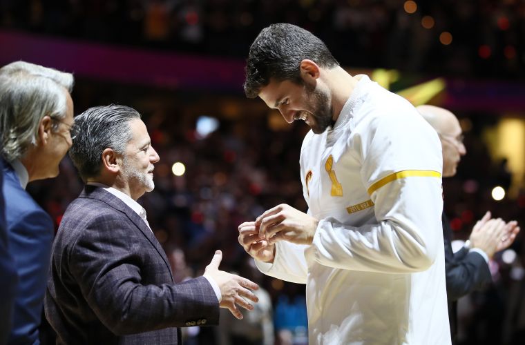 New York Knicks v Cleveland Cavaliers