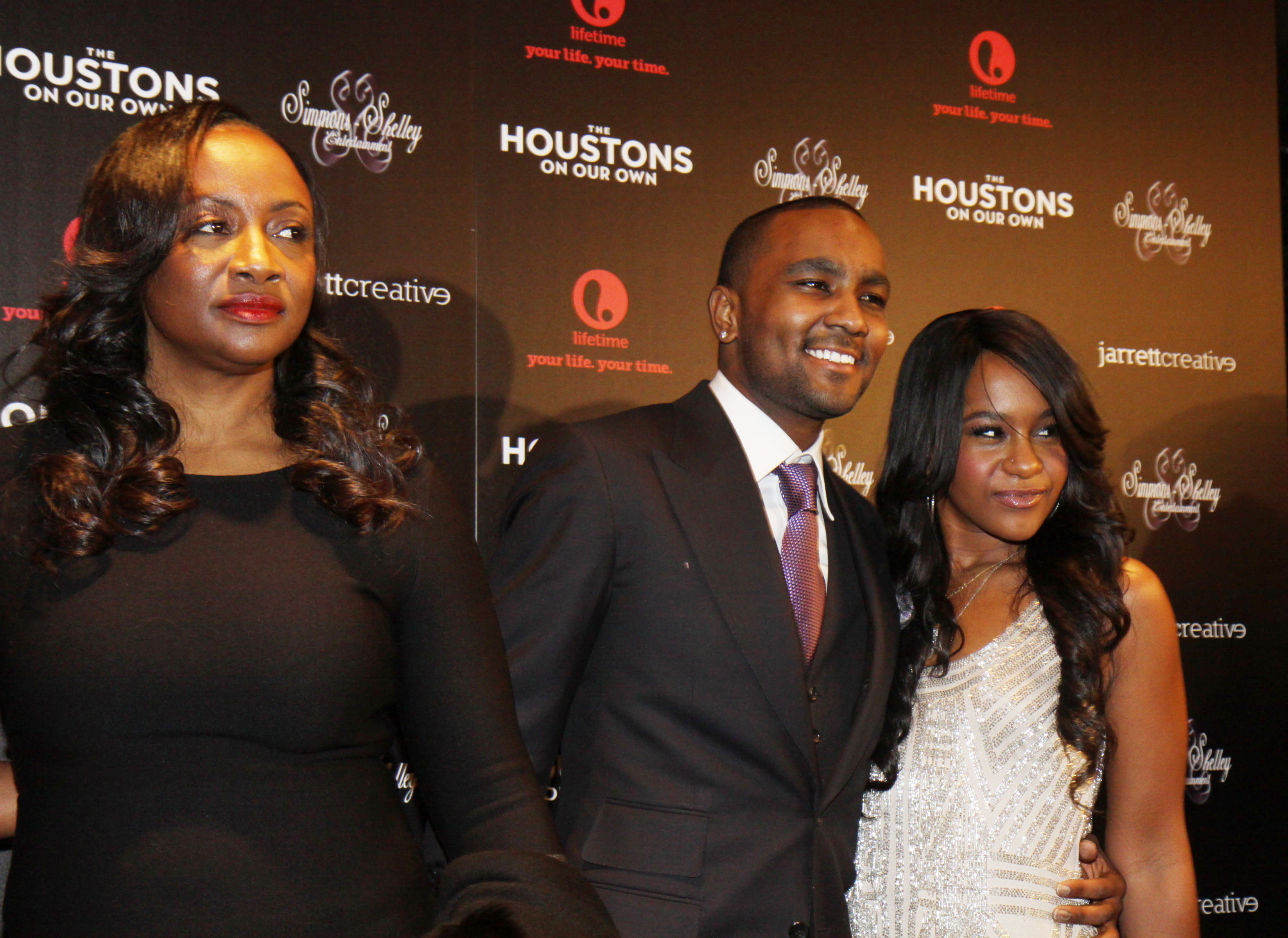 After 6 months of being unconscious Bobbie Kristina dead