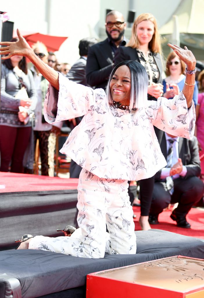 2018 TCM Classic Film Festival - Hand and Footprint Ceremony: Cicely Tyson