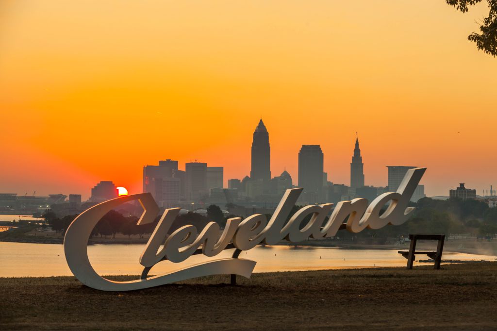 USA, Ohio, Cleveland skyline from Edgewater Park at sunrise