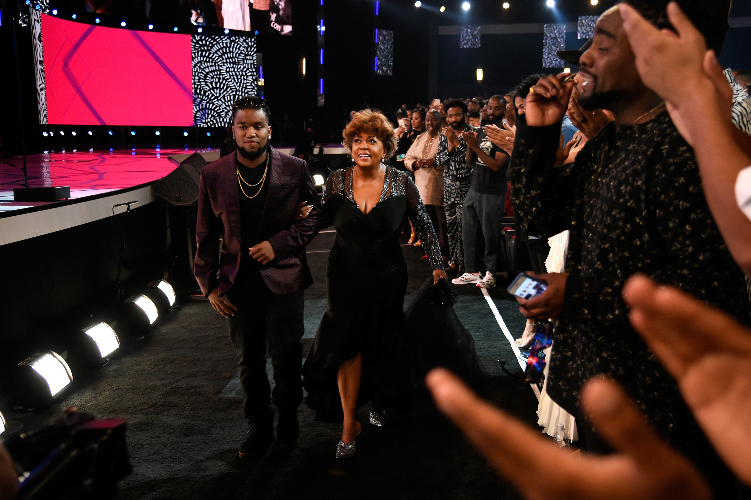 Watch The Anita Baker Tribute Performance At The 2018 BET Awards [VIDEO