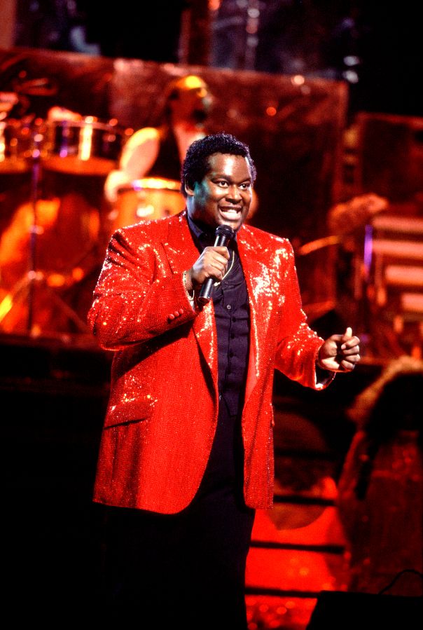 when did luther vandross tour in uk