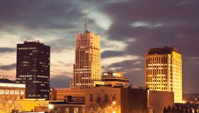 USA, Ohio, Akron, Sunset in downtown
