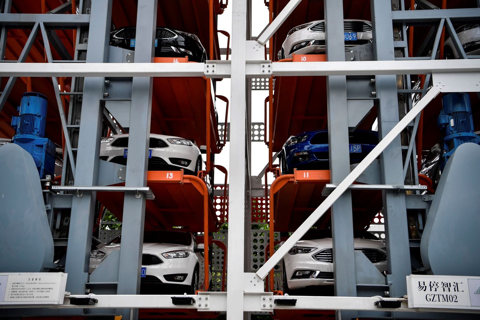 LOCAL NEWS Carvana Launches Car Vending Machine in Northeast Ohio 93