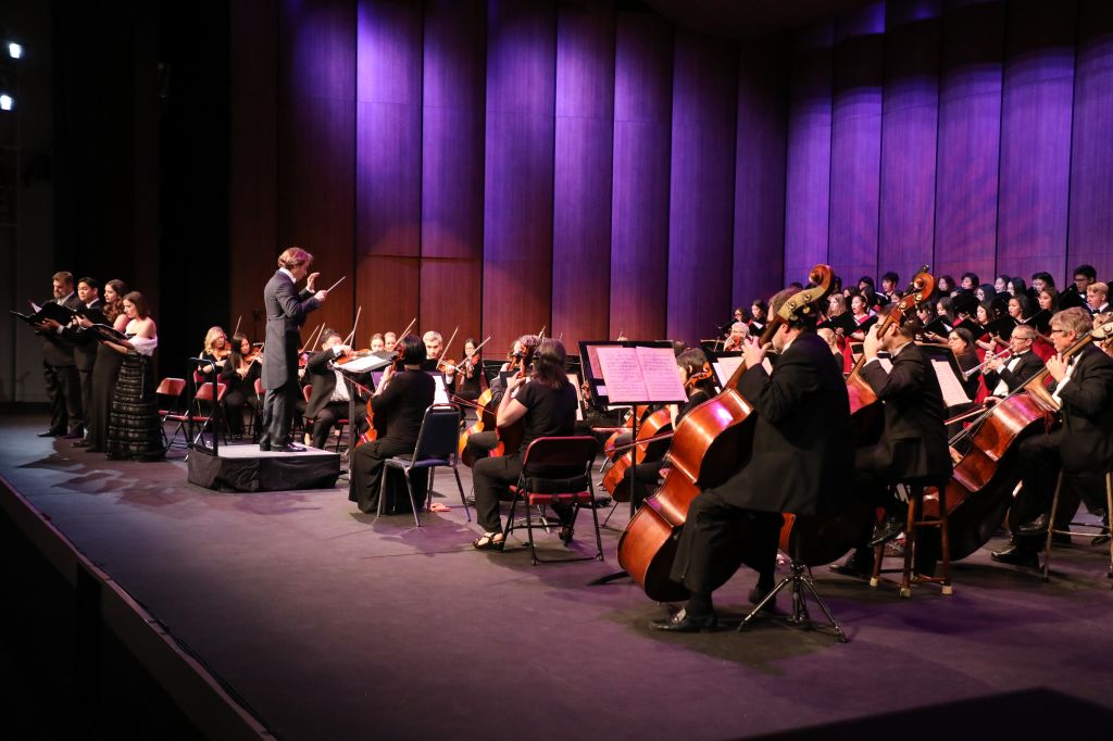 Maestro Carlo Ponti and the Los Angeles Virtuosi Orchestra perform at the Arcadia Performing Arts Center
