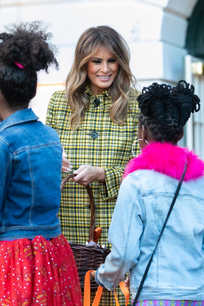 Halloween trick-or-treaters visit the White House