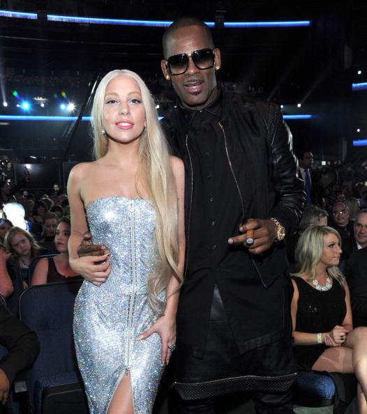 2013 American Music Awards - Backstage And Audience