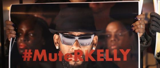 New R Kelly Sex Tape With Underage Girl Turned Over To Authorities!?