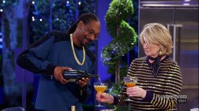 Martha & Snoop's Potluck Dinner Party Season 2 Episode 6 as seen on VH1.