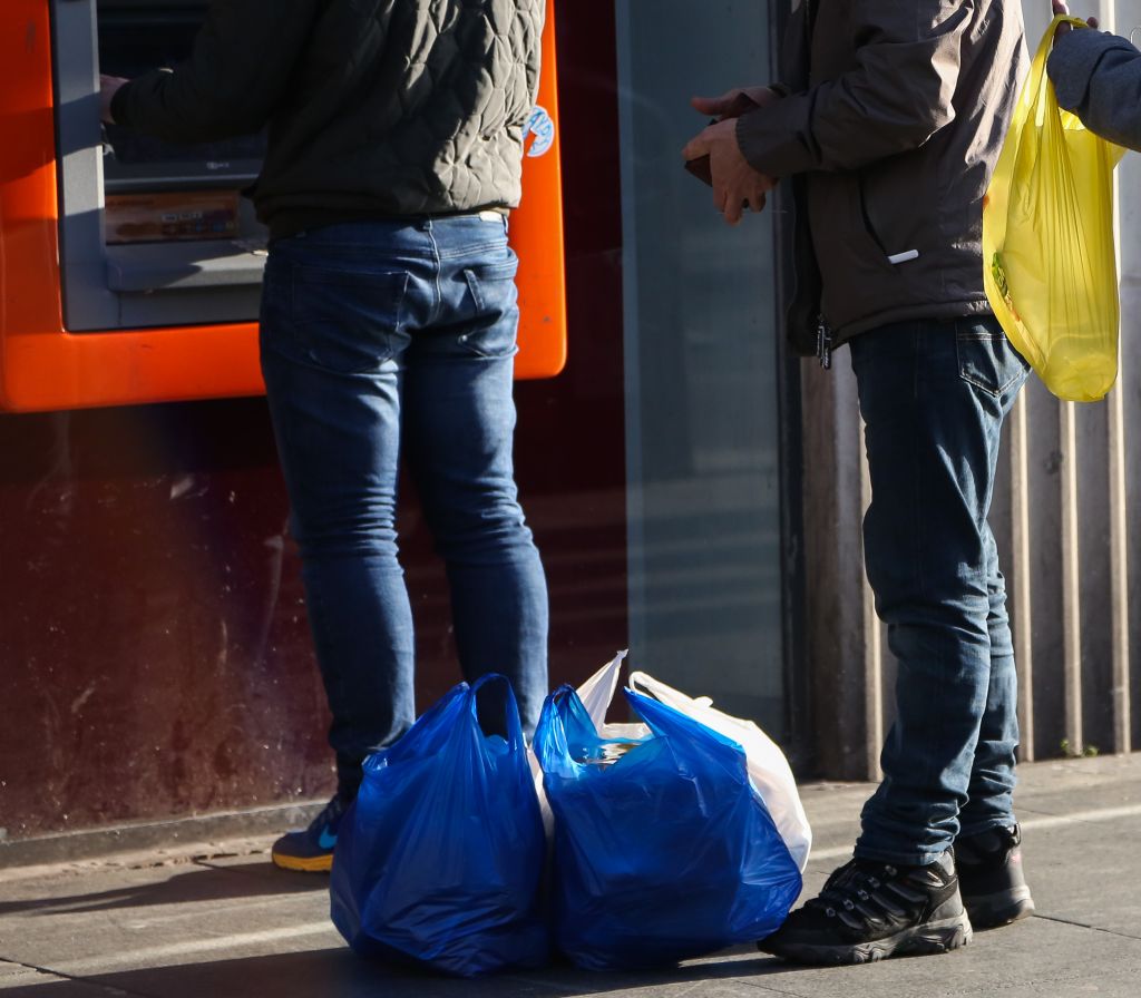 Consultation on 5p plastic bags to be extended to small shops in England