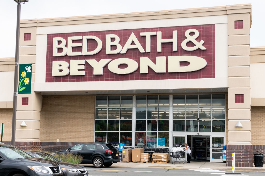 Bed Bath & Beyond store in North Brunswick Township, New...