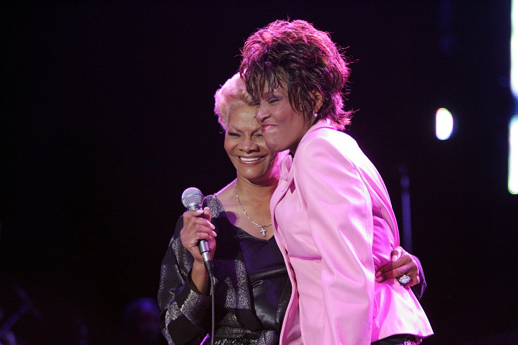 Warwick, Dionne - Saengerin, USA/ Auftritt mit Whitney Houston (r.)