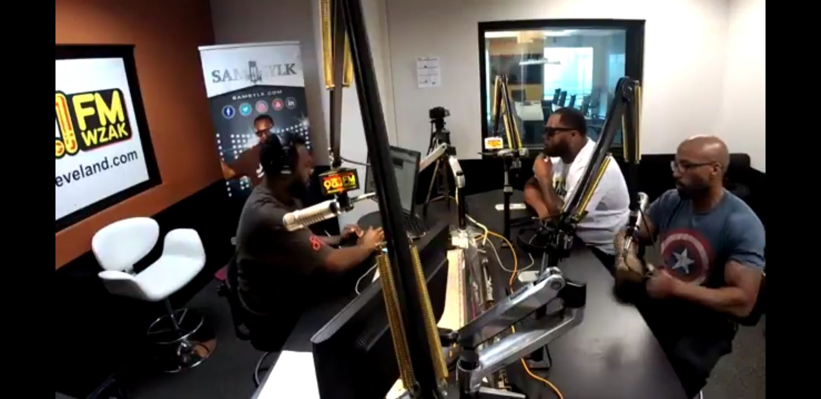 Exclusive: Cleveland's Ray Jr Talks New Movie With Sam Sylk #RentDue