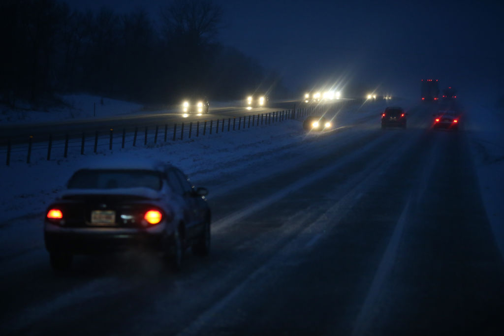 Chris Mewes a snowplow driver for the MnDot passed a spinout in the northbound traffic while plowing a stretch I-35 W near county road 19 Wednesday January 25, 2017 in Lakeville, MN.] JERRY HOLT ‚Ä¢ jerry.holt@startribune.com