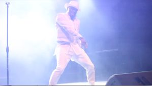 Teddy Riley & Friends Performance - #WEEDetroit