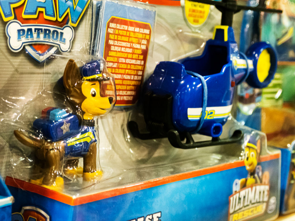 Paw Patrol Ultimate Rescue - Chase Mini Helicopter will help...