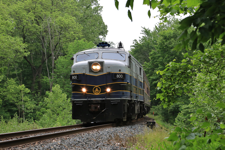 Scenic Passenger Train running along the Cuyahoga Valley National Park, Peninsula, Ohio, USA