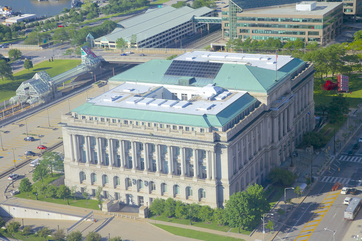 Aerial view of downtown Cleveland's City Hall