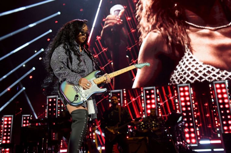 36th Annual Rock & Roll Hall Of Fame Induction Ceremony - Inside