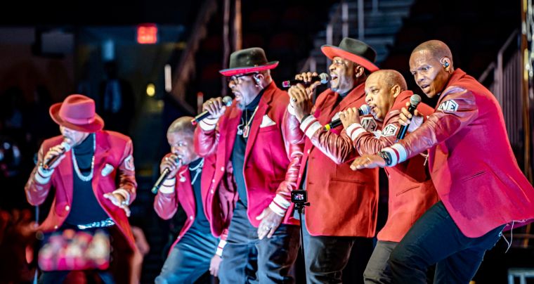New Edition Brings the House Down