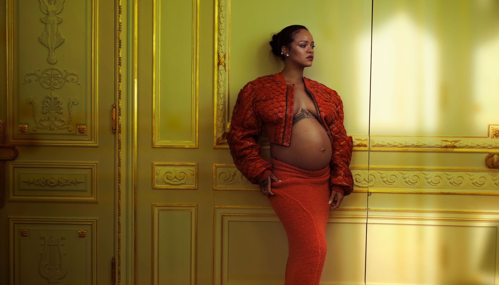 Rihanna covers Vogue