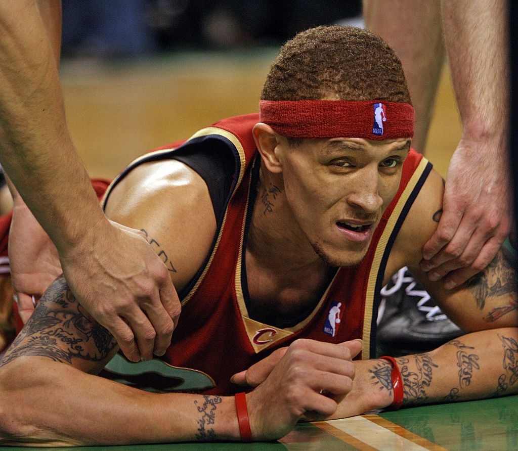 (051408 Boston, MA) Cleveland Cavaliers guard Delonte West is helped up after hitting the floor in the third quarter of Game 5 of an NBA second-round playoff basketball series in Boston at the TD Banknorth Garden Wednesday, May 14, 2008. Staff ph