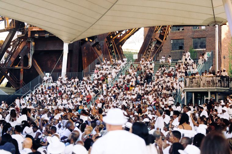 Frankie Beverly and Isley Brothers concert