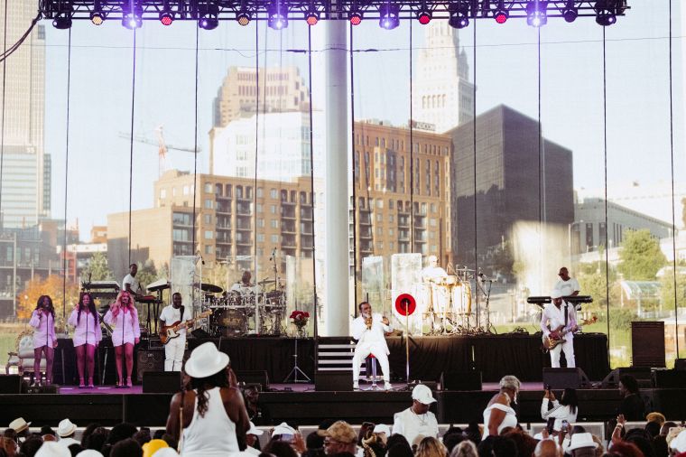 Frankie Beverly and Isley Brothers concert