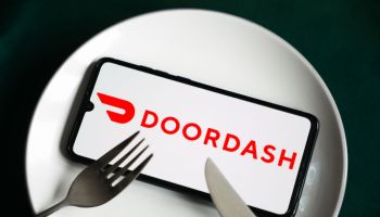 Food Delivery Services Booming