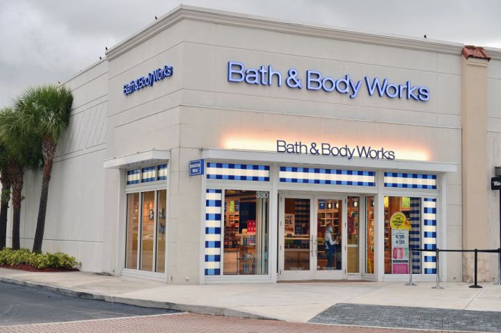 Bath and Body Works Seasonal Sales Associate