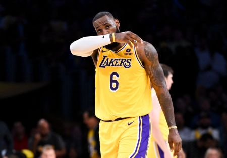 NBA: Lakers vs Nuggets