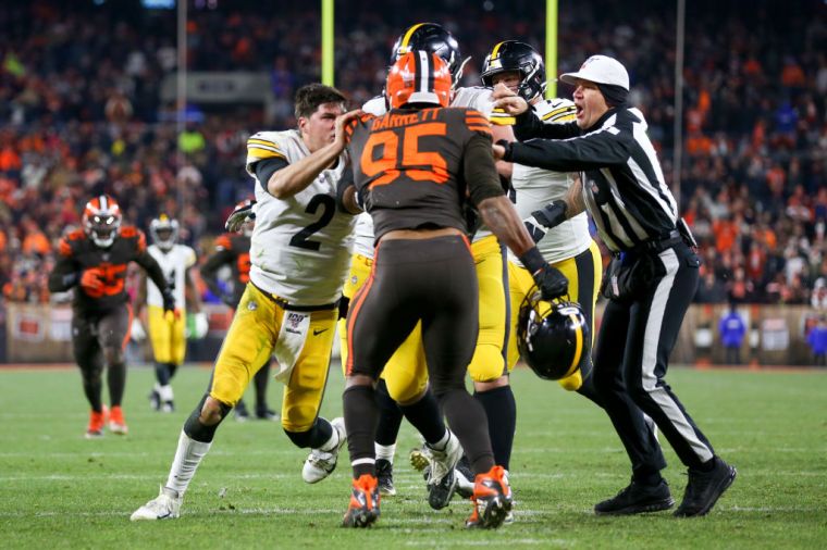 Week 14 - Cleveland Browns @ Pittsburgh Steelers