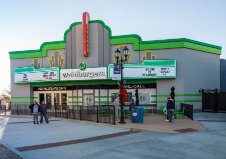 Wahlburgers