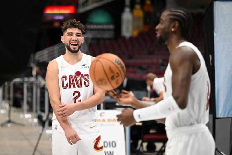 The Bench Crew Is Ballin