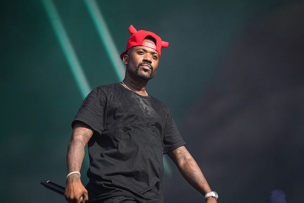 Ray J Hospitalized In Las Vegas Following Brutal Mma Knockout Loss