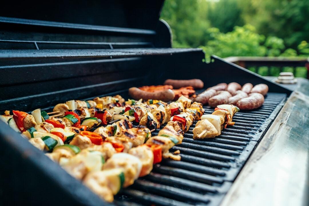 How R&B fans are getting their homes summer-ready before cookouts